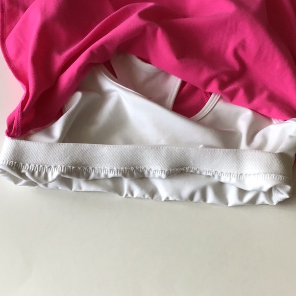 Nike Dri Fit Tank-Built in Bra - Picture 7 of 12
